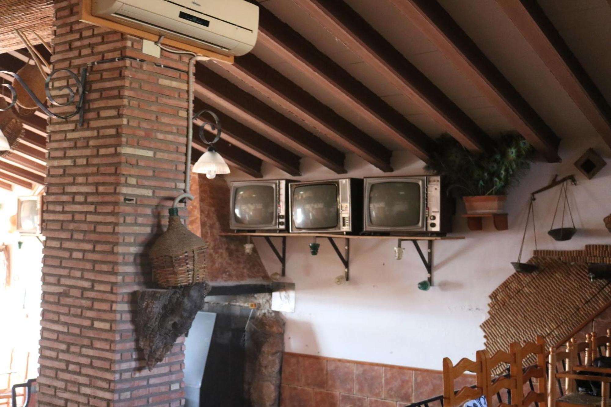 El Regajo Villa Ayora ภายนอก รูปภาพ